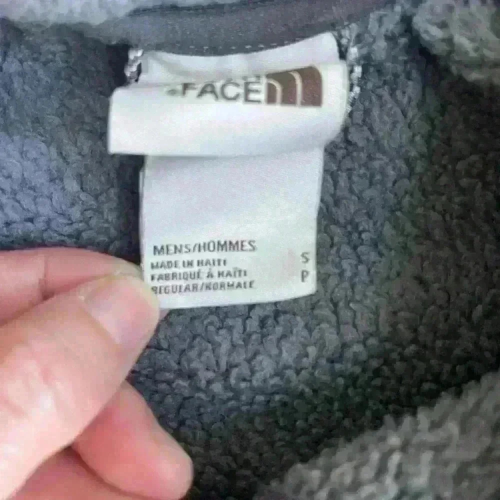 The North Face Gordon Lyons Men’s 1/4 Quarter Zip Knit Woven Sweater Gray S - Picture 15 of 15